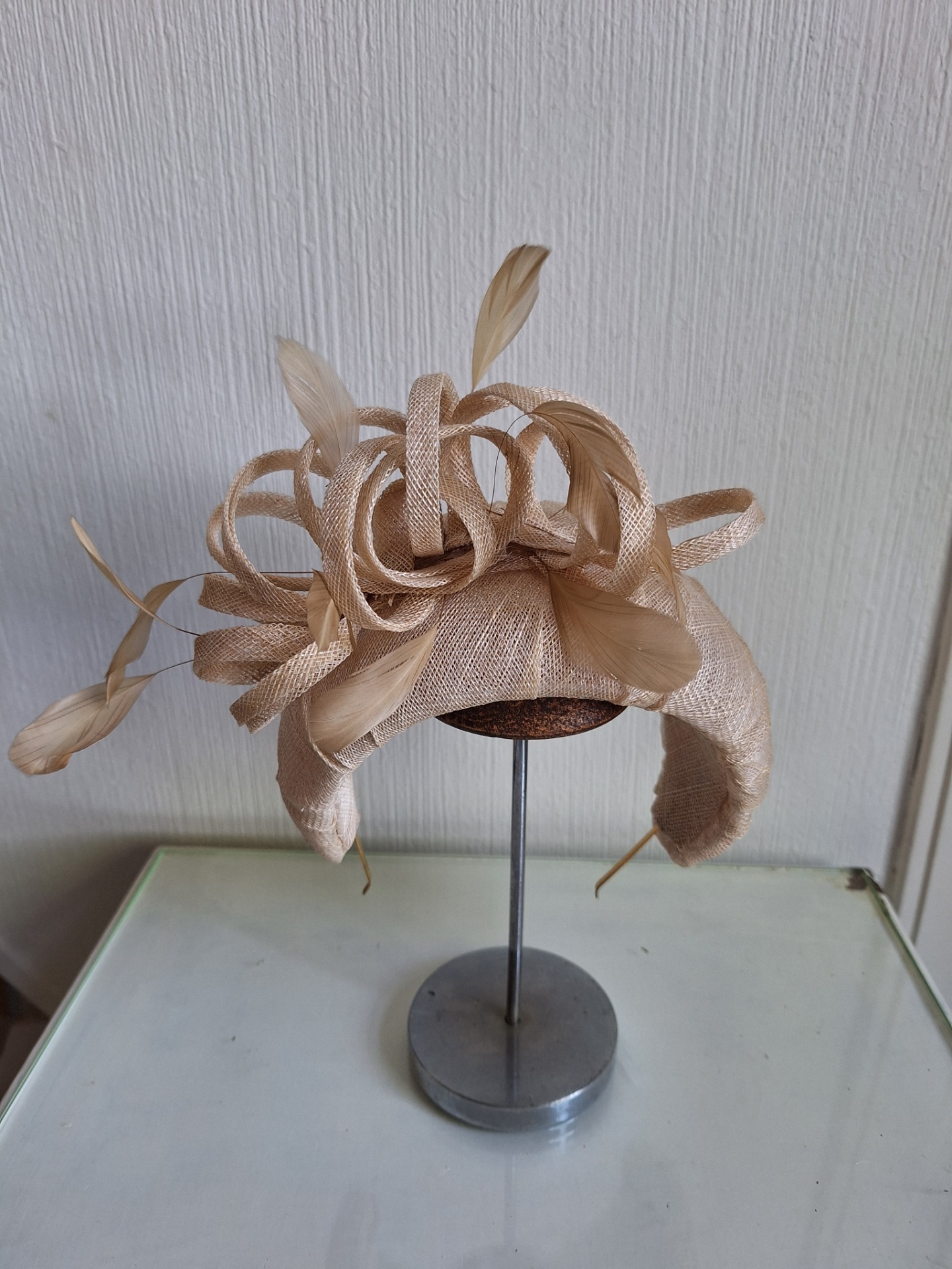 Sinemay bandeau met piquetveertjes